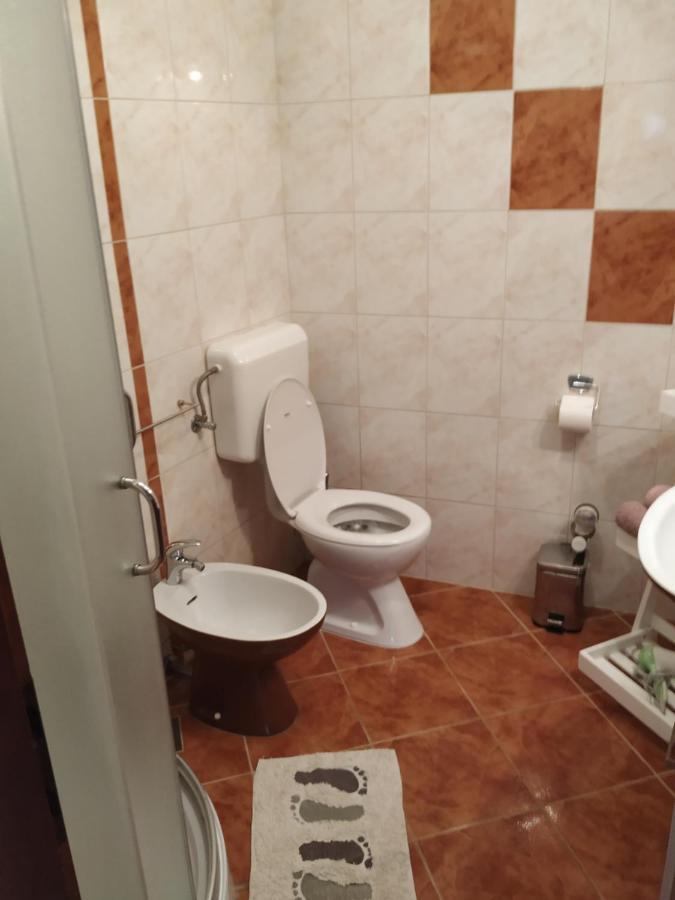 تروغير Studio Apartman Violeta II - 50M From The Beach المظهر الخارجي الصورة