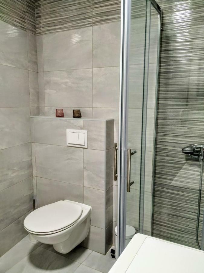 تروغير Studio Apartman Violeta II - 50M From The Beach المظهر الخارجي الصورة